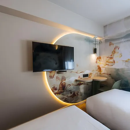 Ibis Styles Hotel 3*